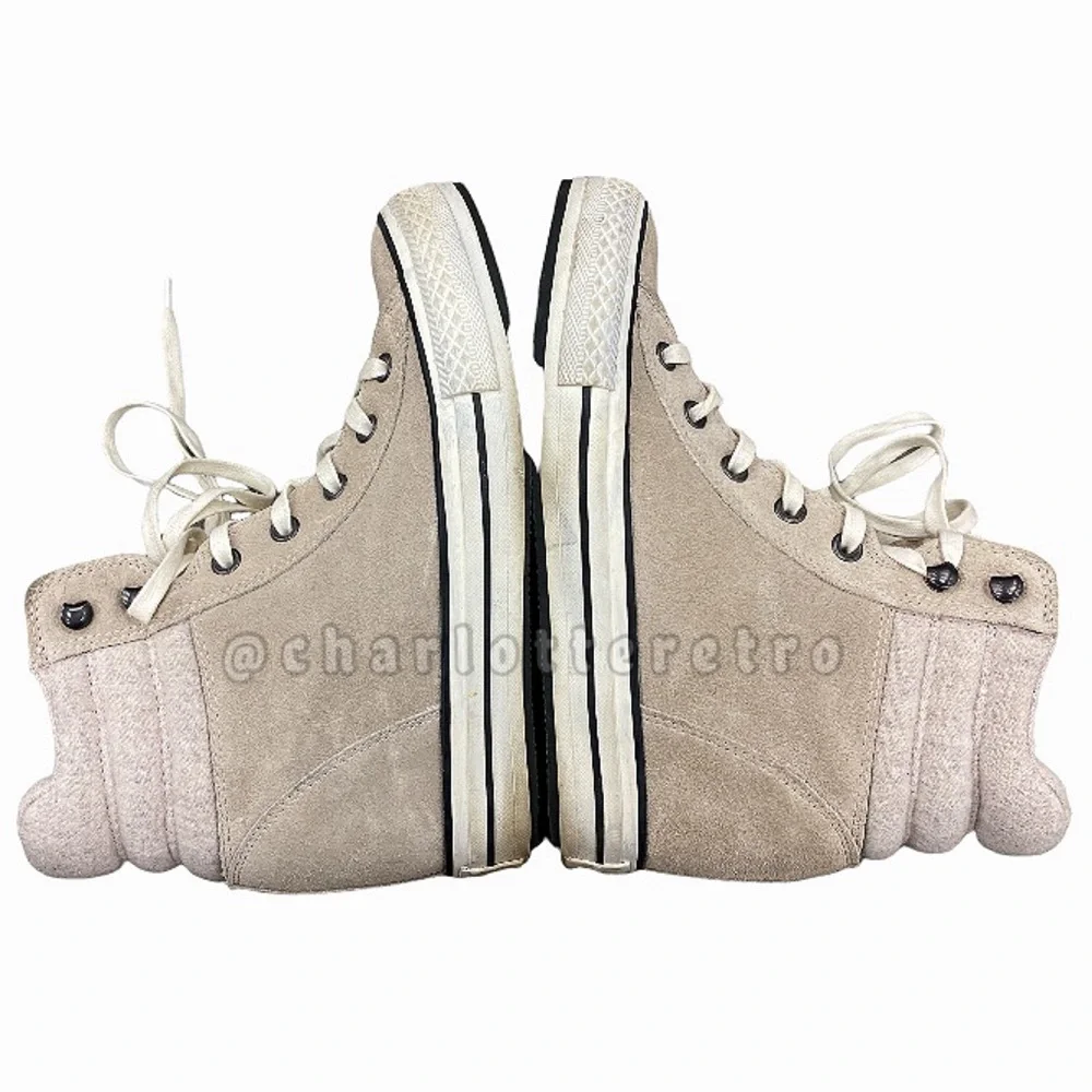 Converse • CTAS Platform Hi Sneakers - Picture 7 of 11